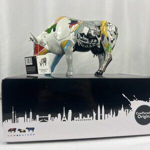 Cow Parade Picowsos School For Art  2004